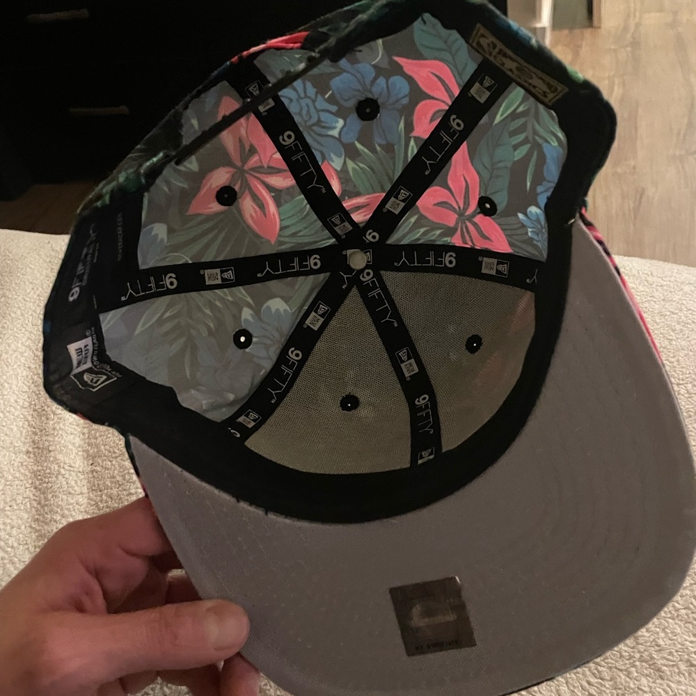 SnapBack Hat - Picture 3 of 4